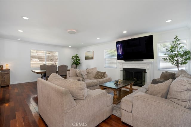 11852 Vanport Avenue, Sylmar, CA 91342 — photo 3 of 21