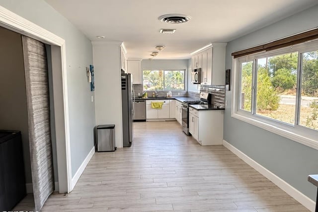 1902 W Avenue L, Lancaster, CA 93534 — photo 11 of 55