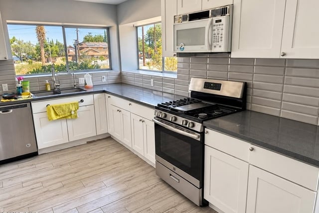 1902 W Avenue L, Lancaster, CA 93534 — photo 16 of 55