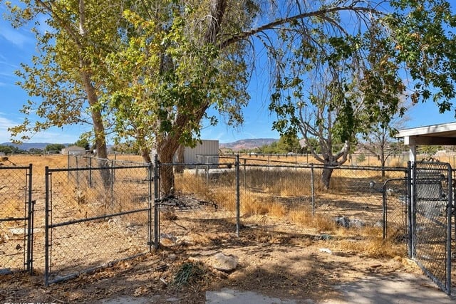 1902 W Avenue L, Lancaster, CA 93534 — photo 48 of 55