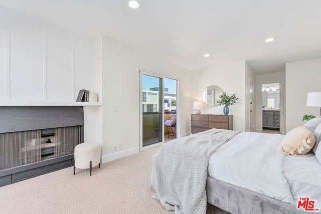 16 S Quarterdeck Street 201, Los Angeles, CA 90292 — photo 10 of 27