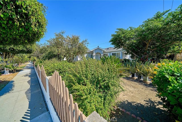 1390 W 33rd Street, Long Beach, CA 90810 — photo 6 of 39
