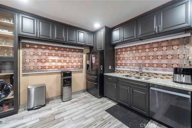 11137 S Freeman F, Inglewood, CA 90304 — photo 12 of 28