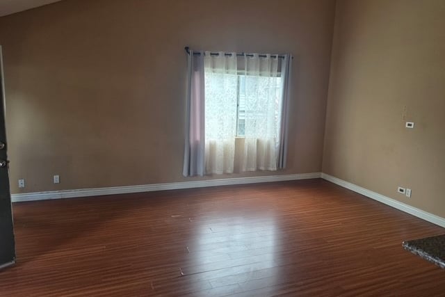 13100 Bromont Avenue 32, Sylmar, CA 91342 — photo 2 of 14