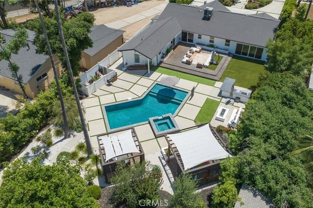 23051 Burbank Boulevard, Woodland Hills, CA 91367 — photo 51 of 54