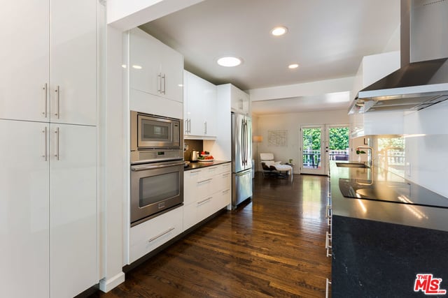 7807 Breen Avenue, Los Angeles, CA 90045 — photo 10 of 37