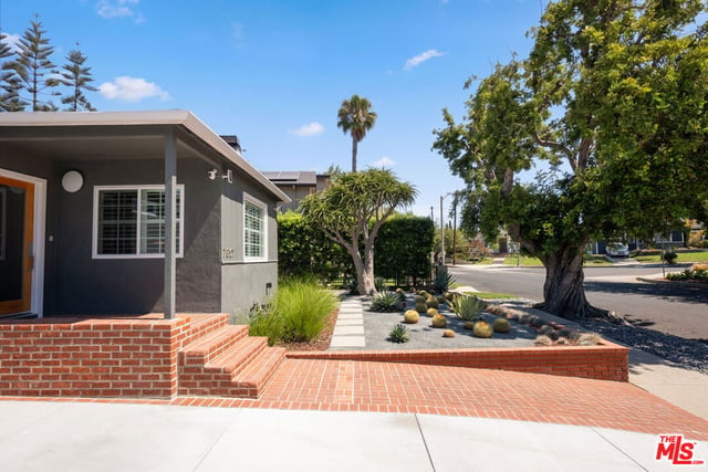 7807 Breen Avenue, Los Angeles, CA 90045 — photo 2 of 37