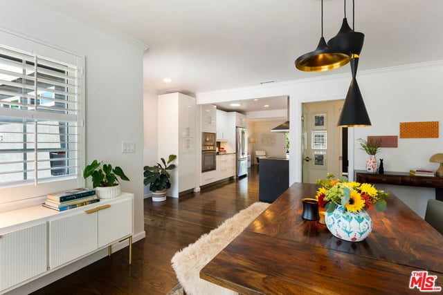 7807 Breen Avenue, Los Angeles, CA 90045 — photo 8 of 37
