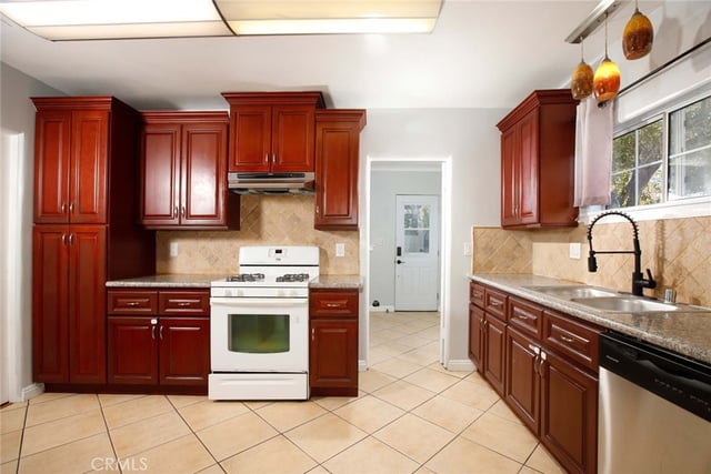 822 Monterey, Glendale, CA 91206 — photo 20 of 51