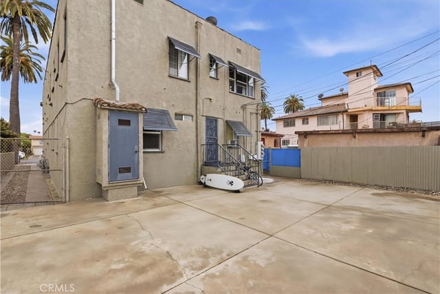 2911 S Palm Grove Avenue, Los Angeles, CA 90016 — photo 24 of 31