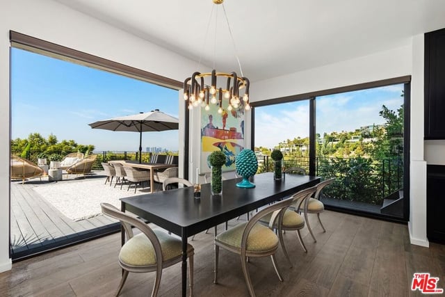1501 Viewsite Terrace, Los Angeles, CA 90069 — photo 11 of 63