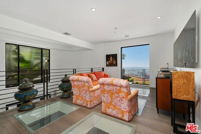 1501 Viewsite Terrace, Los Angeles, CA 90069 — photo 31 of 63