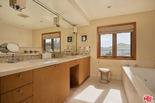 12960 San Vicente Boulevard, Los Angeles, CA 90049 — photo 21 of 39