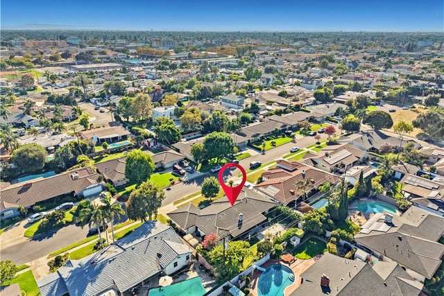 8635 Muller, Downey, CA 90241 — photo 36 of 39