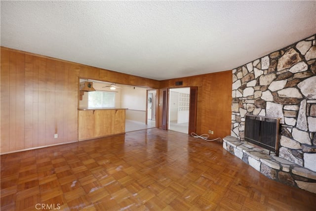 8635 Muller, Downey, CA 90241 — photo 8 of 39