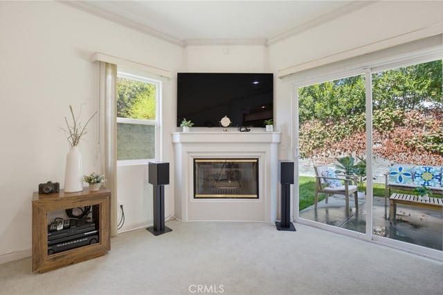 15735 Wyandotte, Lake Balboa, CA 91406 — photo 5 of 32