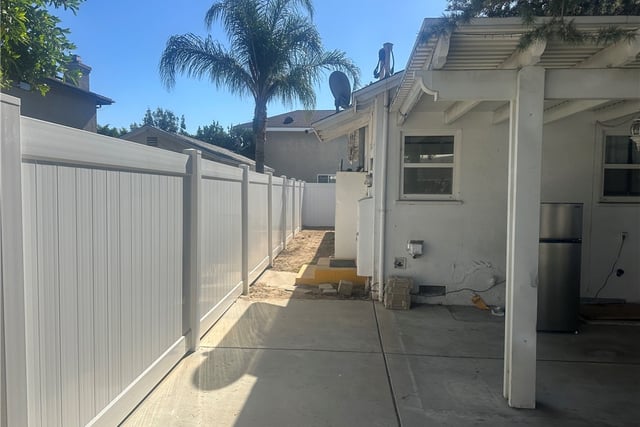 20957 Community, Los Angeles, CA 91304 — photo 15 of 48