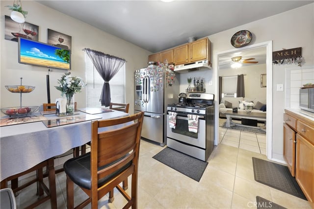 12147 Molette, Norwalk, CA 90650 — photo 11 of 37