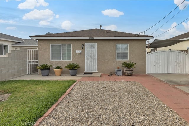 12147 Molette, Norwalk, CA 90650 — photo 2 of 37