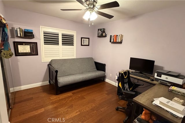 30437 Servilla, Castaic, CA 91384 — photo 19 of 26