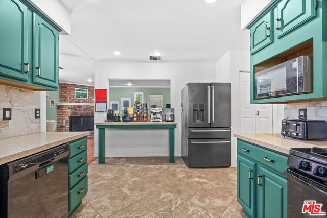 7426 Caldus Avenue, Los Angeles, CA 91406 — photo 22 of 66