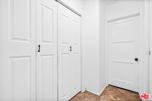 7426 Caldus Avenue, Los Angeles, CA 91406 — photo 24 of 66