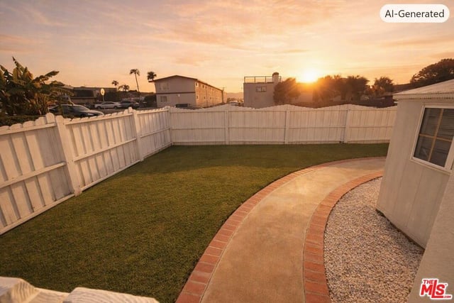 404 Venice Way, Los Angeles, CA 90291 — photo 8 of 18