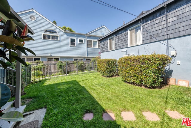 1014 Pier Avenue, Santa Monica, CA 90405 — photo 15 of 30