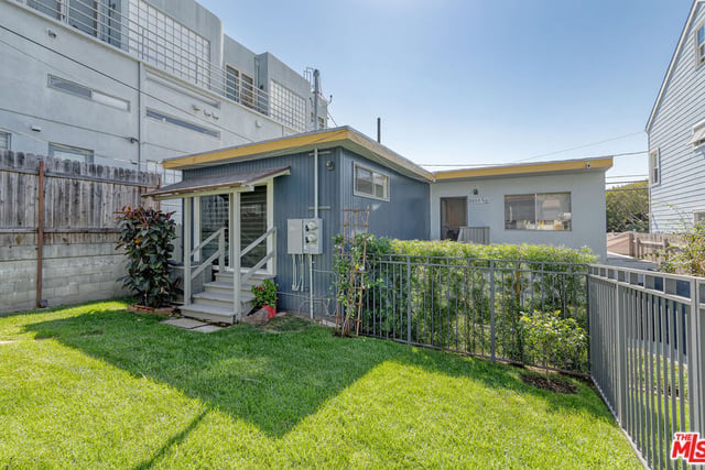 1014 Pier Avenue, Santa Monica, CA 90405 — photo 17 of 30