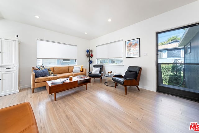 1014 Pier Avenue, Santa Monica, CA 90405 — photo 2 of 30