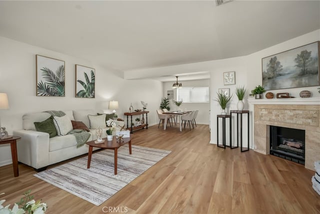 18550 Hatteras Street 87, Tarzana, CA 91356 — photo 5 of 35