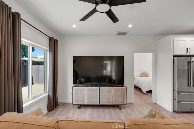 22432 Berdon Street, Woodland Hills, CA 91367 — photo 46 of 75