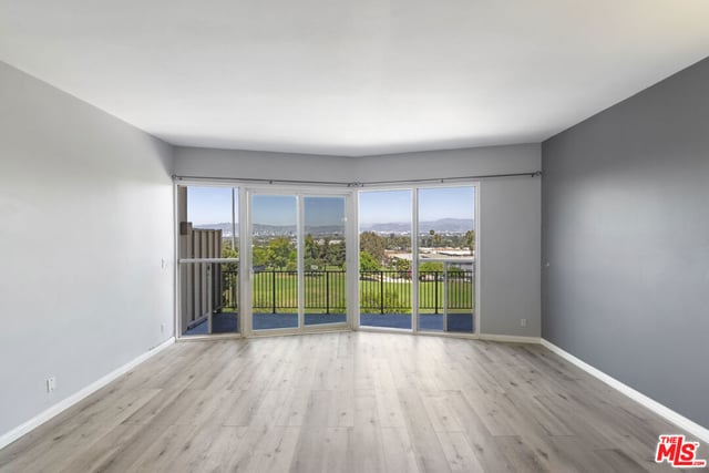 4749 Don Ricardo Drive, Los Angeles, CA 90008 — photo 11 of 21