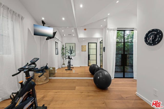 745 Sunset Avenue, Venice, CA 90291 — photo 19 of 53