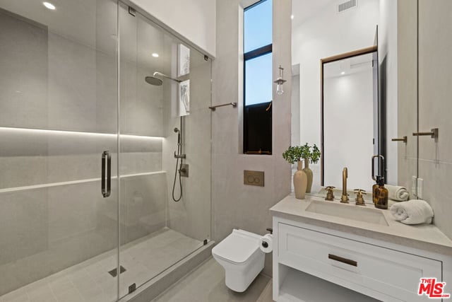 745 Sunset Avenue, Venice, CA 90291 — photo 30 of 53