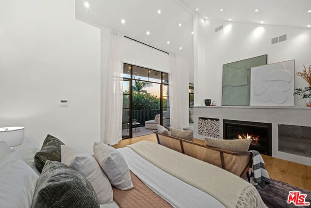 745 Sunset Avenue, Venice, CA 90291 — photo 36 of 53