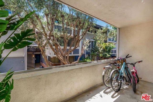 6375 Green Valley Circle 206, Culver City, CA 90230 — photo 18 of 41