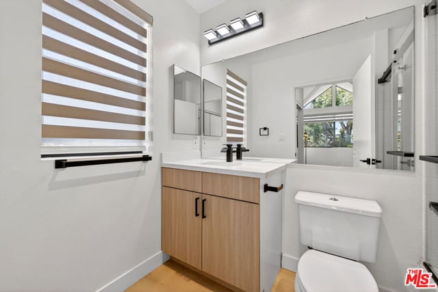 1754 11th Street 101, Santa Monica, CA 90404 — photo 29 of 50