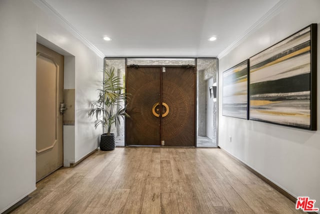 166 S Hayworth Avenue 201, Los Angeles, CA 90048 — photo 23 of 28
