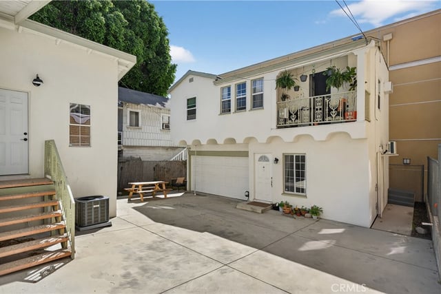 3538 London, Los Angeles, CA 90026 — photo 7 of 36
