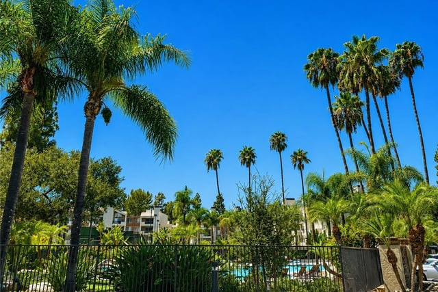 5535 Canoga 210, Woodland Hills, CA 91367 — photo 10 of 12