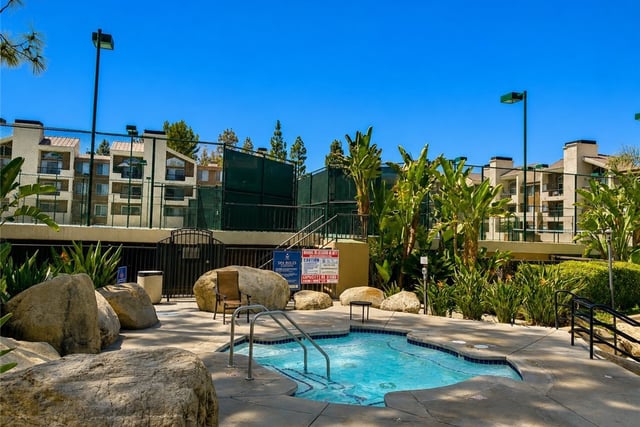 5535 Canoga 210, Woodland Hills, CA 91367 — photo 12 of 12