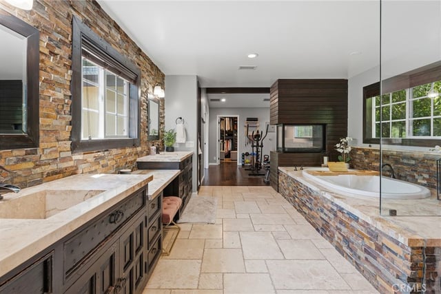 22702 Califa Street, Woodland Hills, CA 91367 — photo 18 of 47