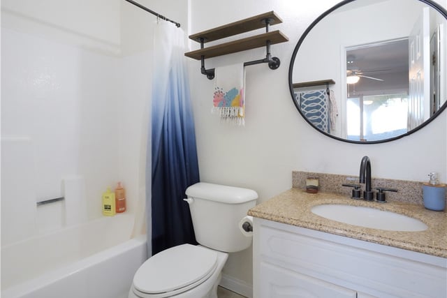 453 Almond Avenue 6, Long Beach, CA 90802 — photo 17 of 35