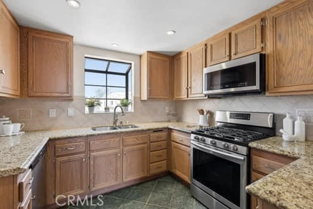 18215 Flynn 124, Canyon Country, CA 91387 — photo 21 of 60