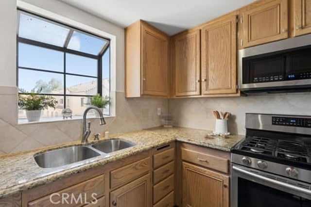 18215 Flynn 124, Canyon Country, CA 91387 — photo 23 of 60