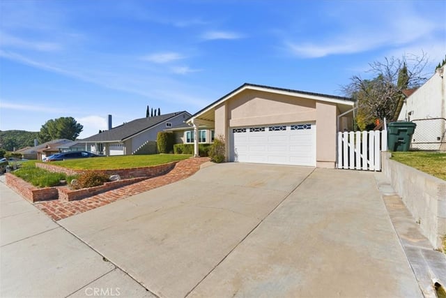 29159 Lotusgarden Drive, Canyon Country, CA 91387 — photo 2 of 37