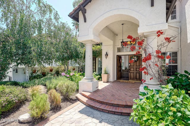 2554 Kirsten Lee Drive, Westlake Village, CA 91361 — photo 5 of 35
