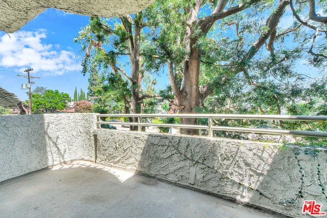 4311 Colfax Avenue 215, Studio City, CA 91604 — photo 16 of 22