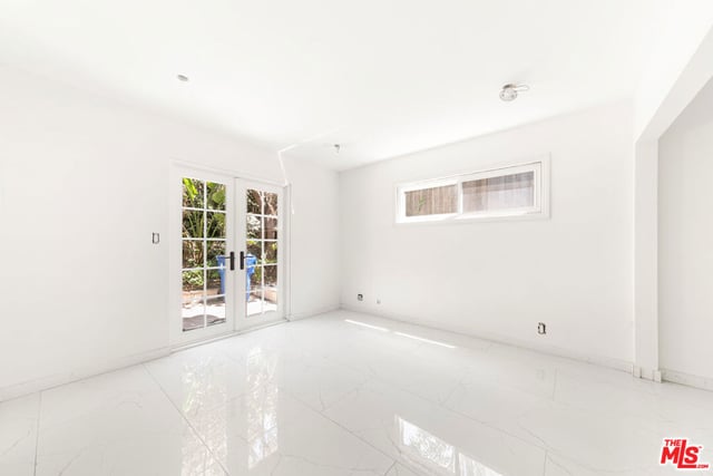 17725 Revello Drive, Los Angeles, CA 90272 — photo 14 of 30